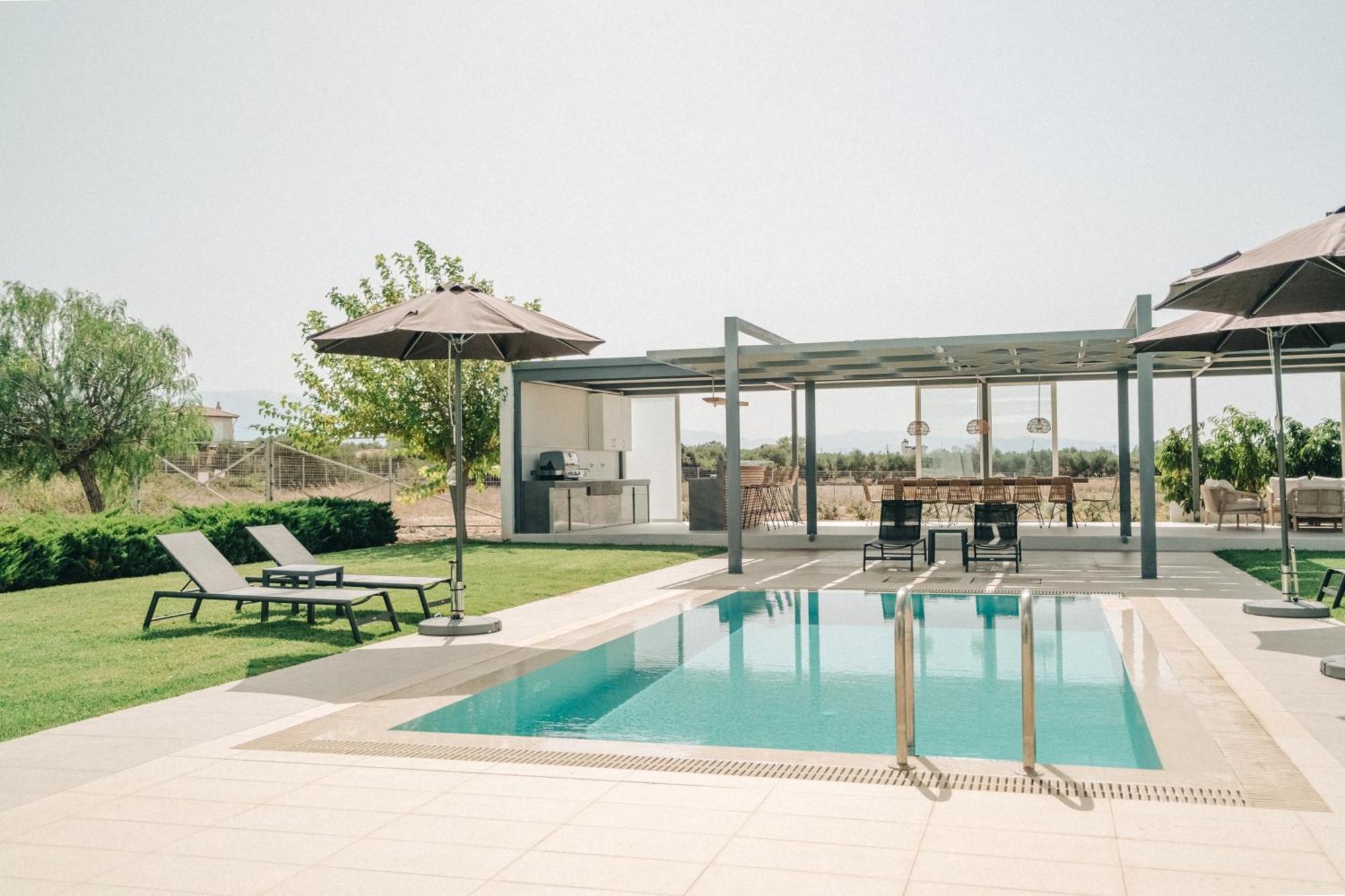 Helios A Modern Large Villa With Private Pool Set In A Quiet Location Stavrós Екстериор снимка