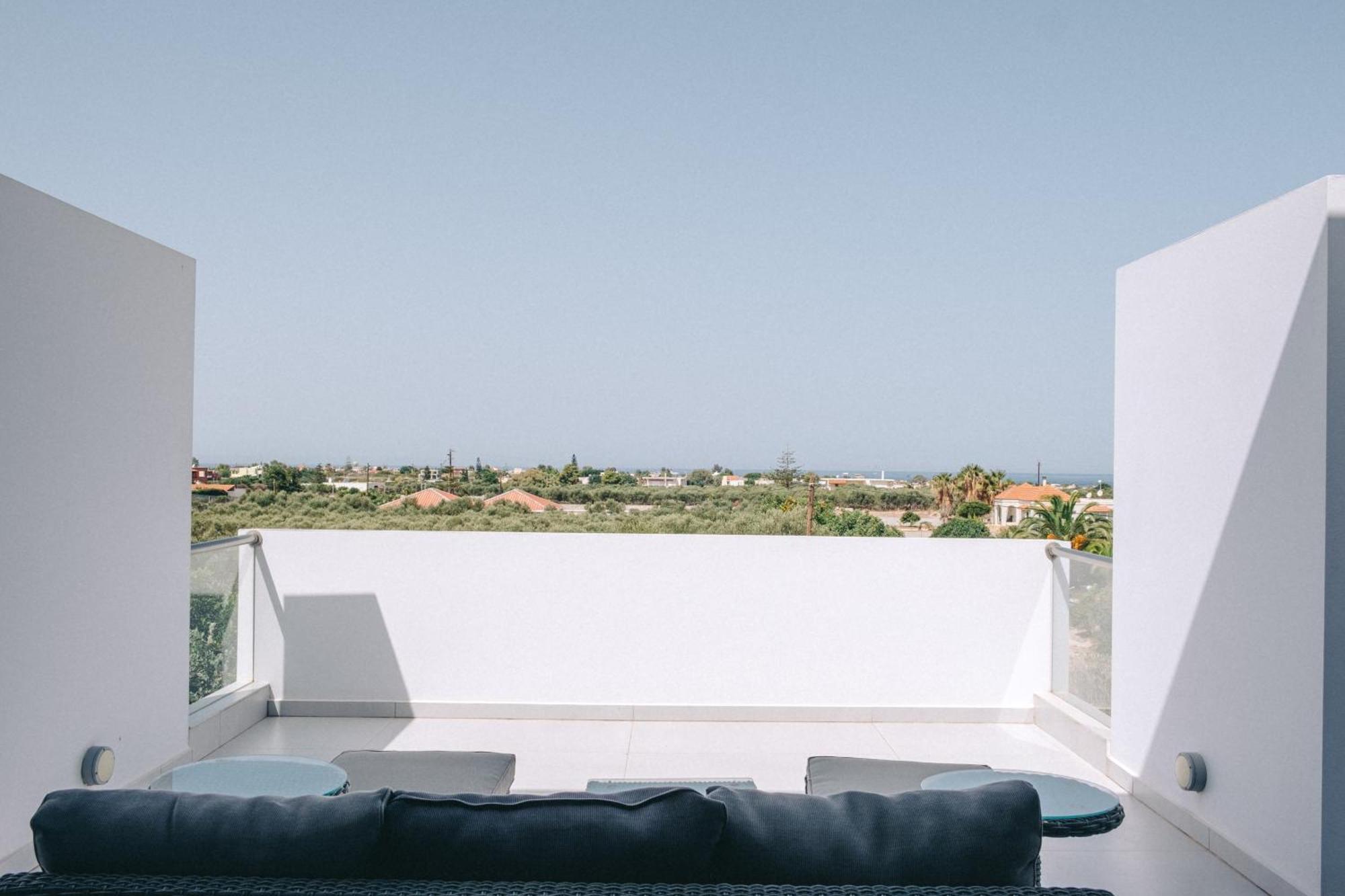Helios A Modern Large Villa With Private Pool Set In A Quiet Location Stavrós Екстериор снимка